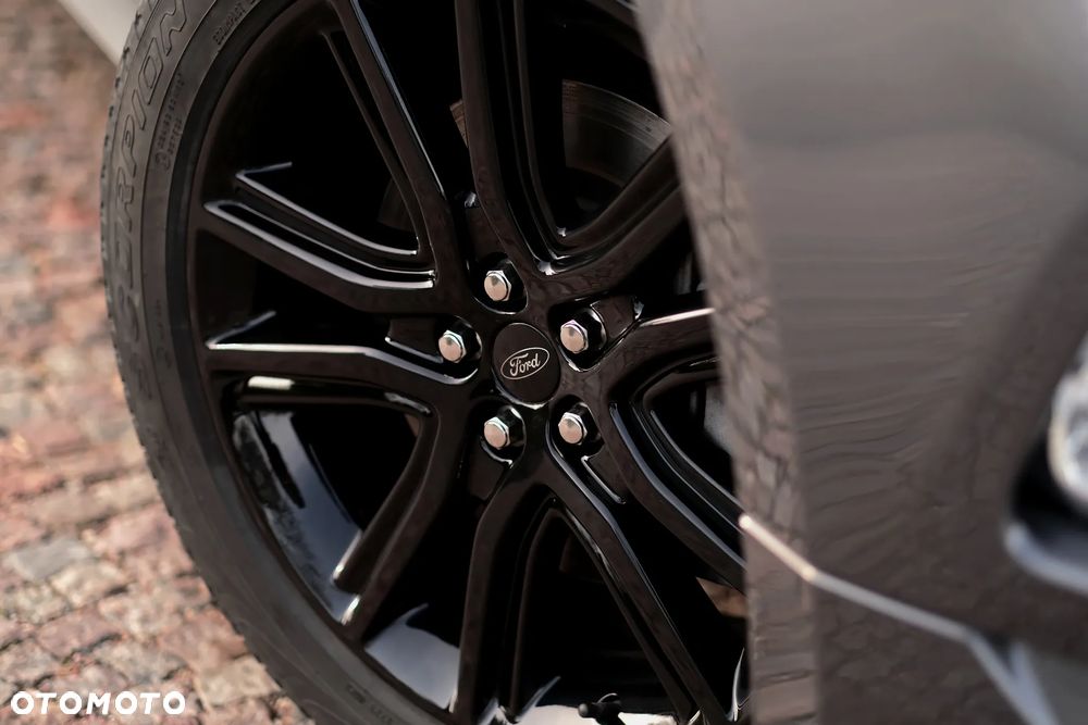Ford Edge - 17