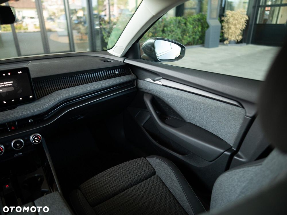 Skoda Superb 2.0 TDI SCR Selection DSG - 19