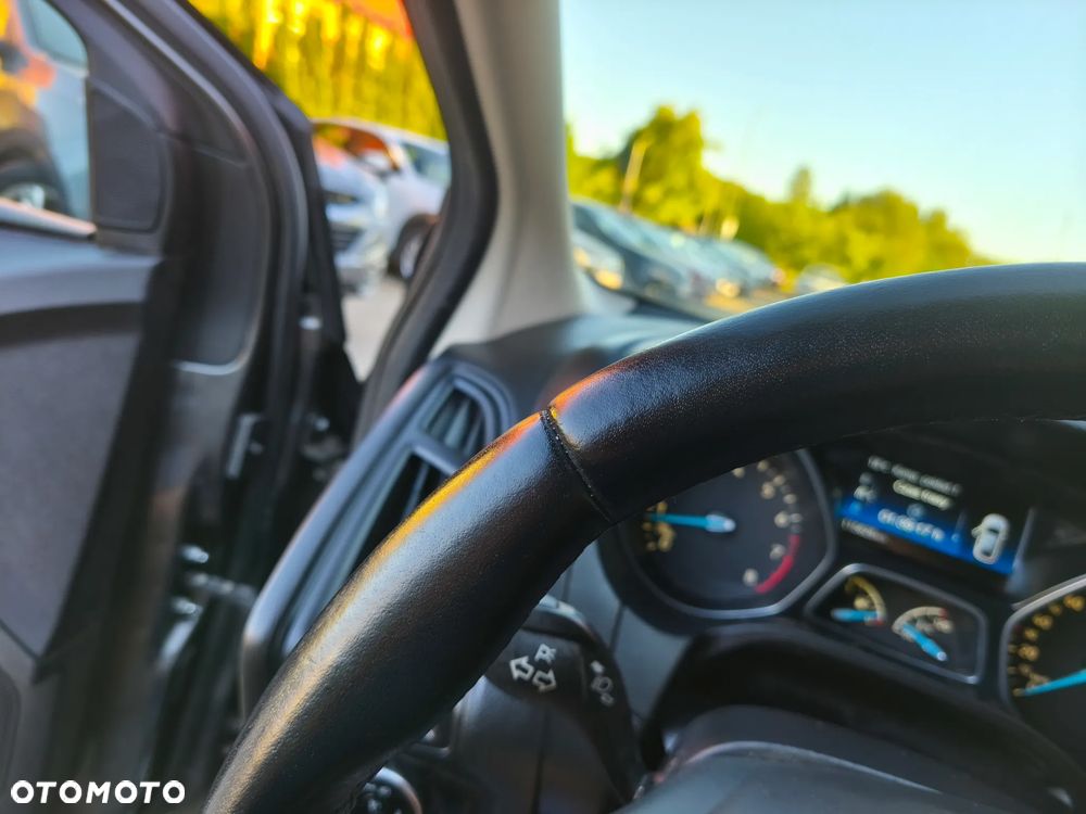 Ford Focus 1.0 EcoBoost Titanium ASS - 13