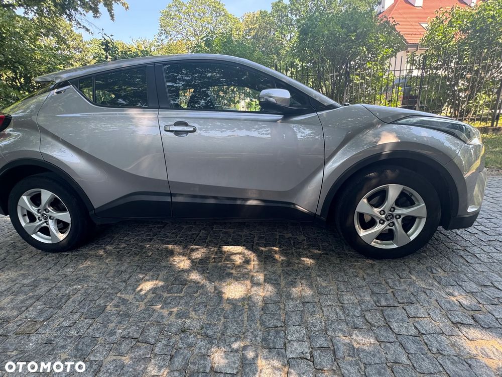 Toyota C-HR 1.2 T GPF Active - 11