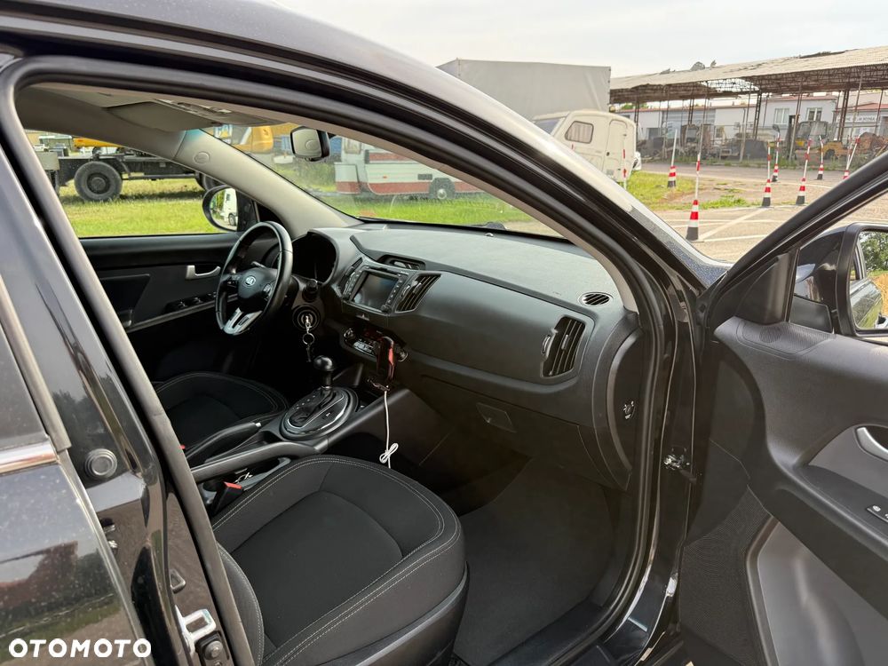 Kia Sportage 2.0 CRDI AWD Dream-Team Edition - 34