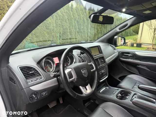 Dodge Grand Caravan 3.6 R/T - 20