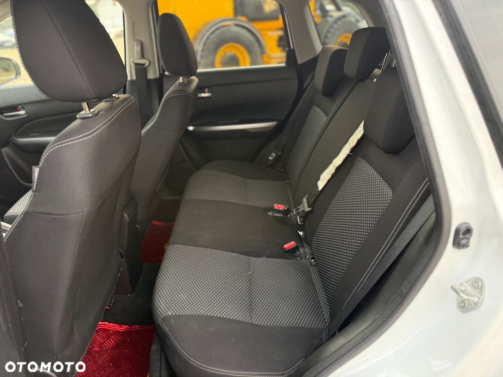 Suzuki Vitara 1.0 Boosterjet Allgrip Comfort - 15