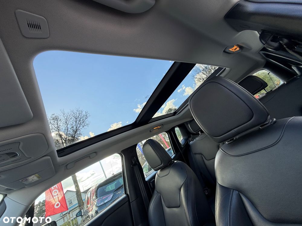 Jeep Renegade - 24