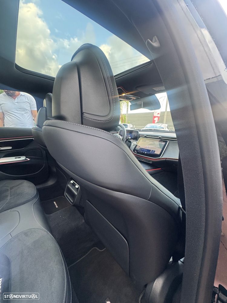 Mercedes-Benz E 300 - 50