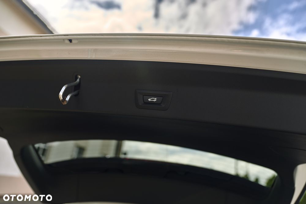 BMW X3 sDrive18d M Sport - 24