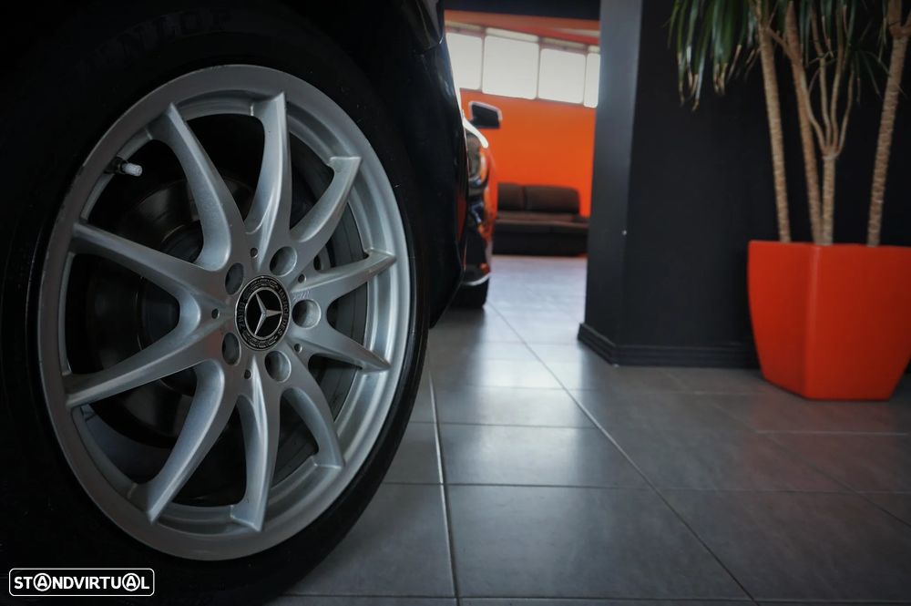 Mercedes-Benz A 180 d Urban - 34