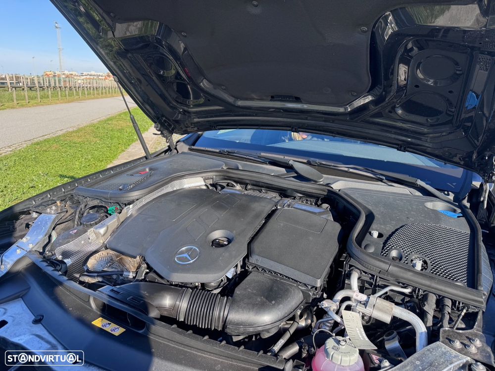 Mercedes-Benz E 300 de 9G-TRONIC AMG Line - 24