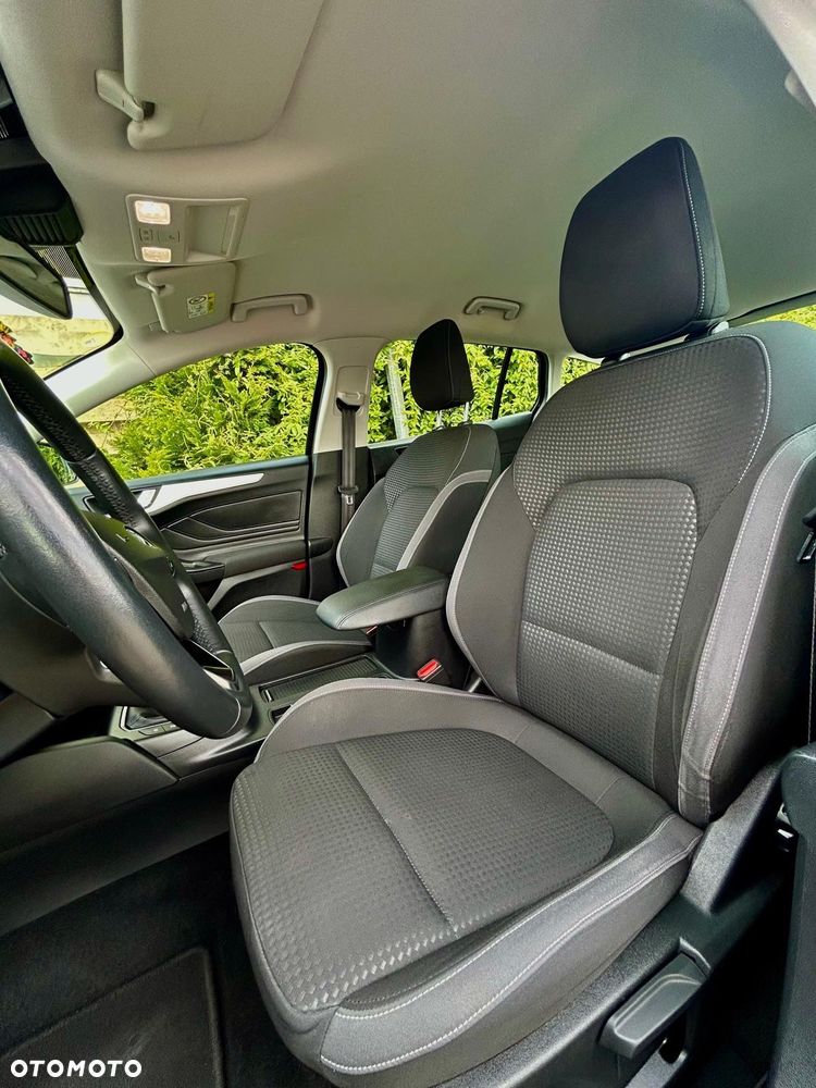 Ford Focus 1.5 EcoBlue Start-Stopp-System COOL&CONNECT - 21