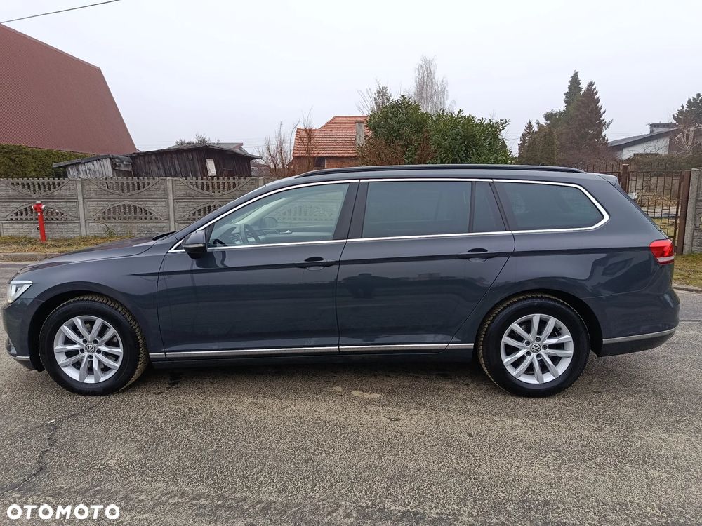 Volkswagen Passat 2.0 TDI SCR (BlueMotion Technology) DSG Comfortline - 33