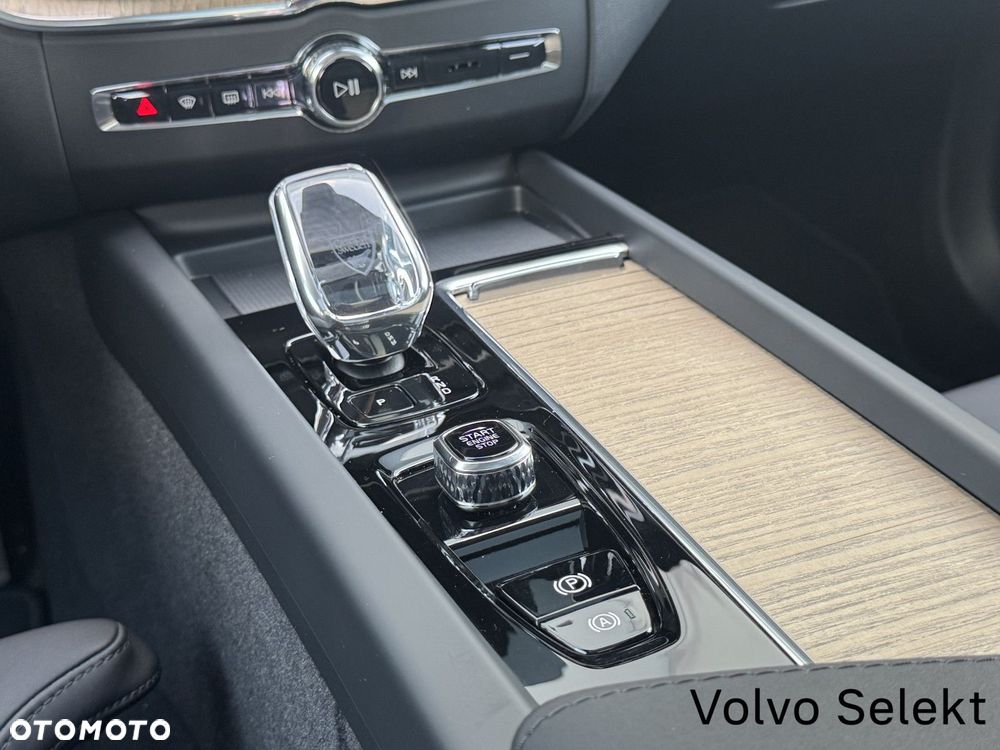 Volvo XC 60 - 22