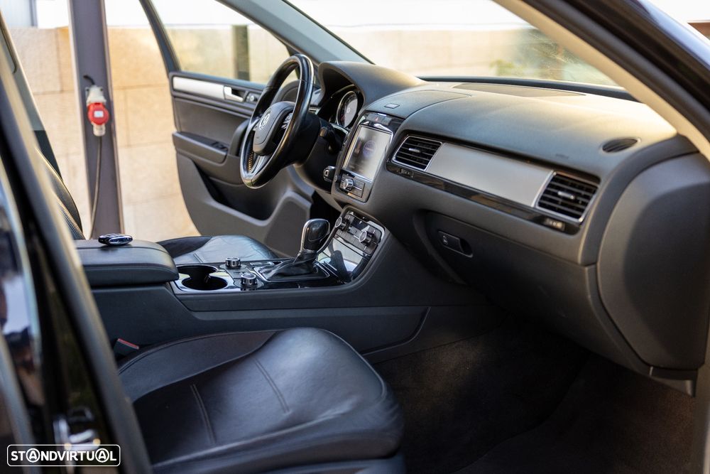 VW Touareg 3.0 TDI V6 Tiptronic - 5