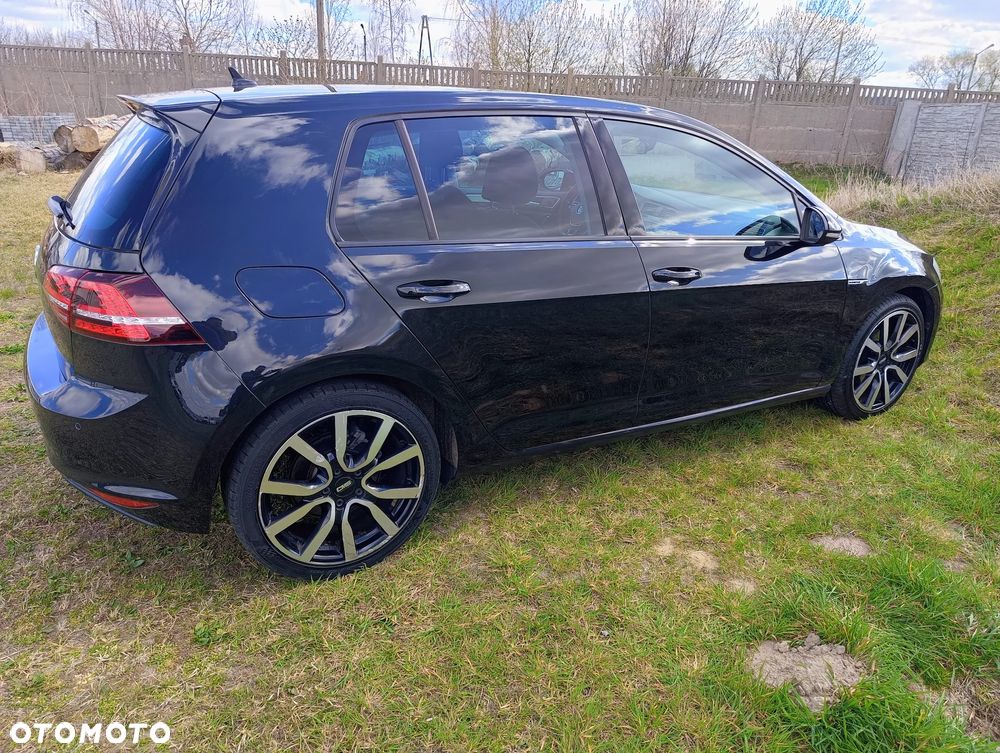 Volkswagen Golf 1.0 TSI BlueMotion Comfortline - 14
