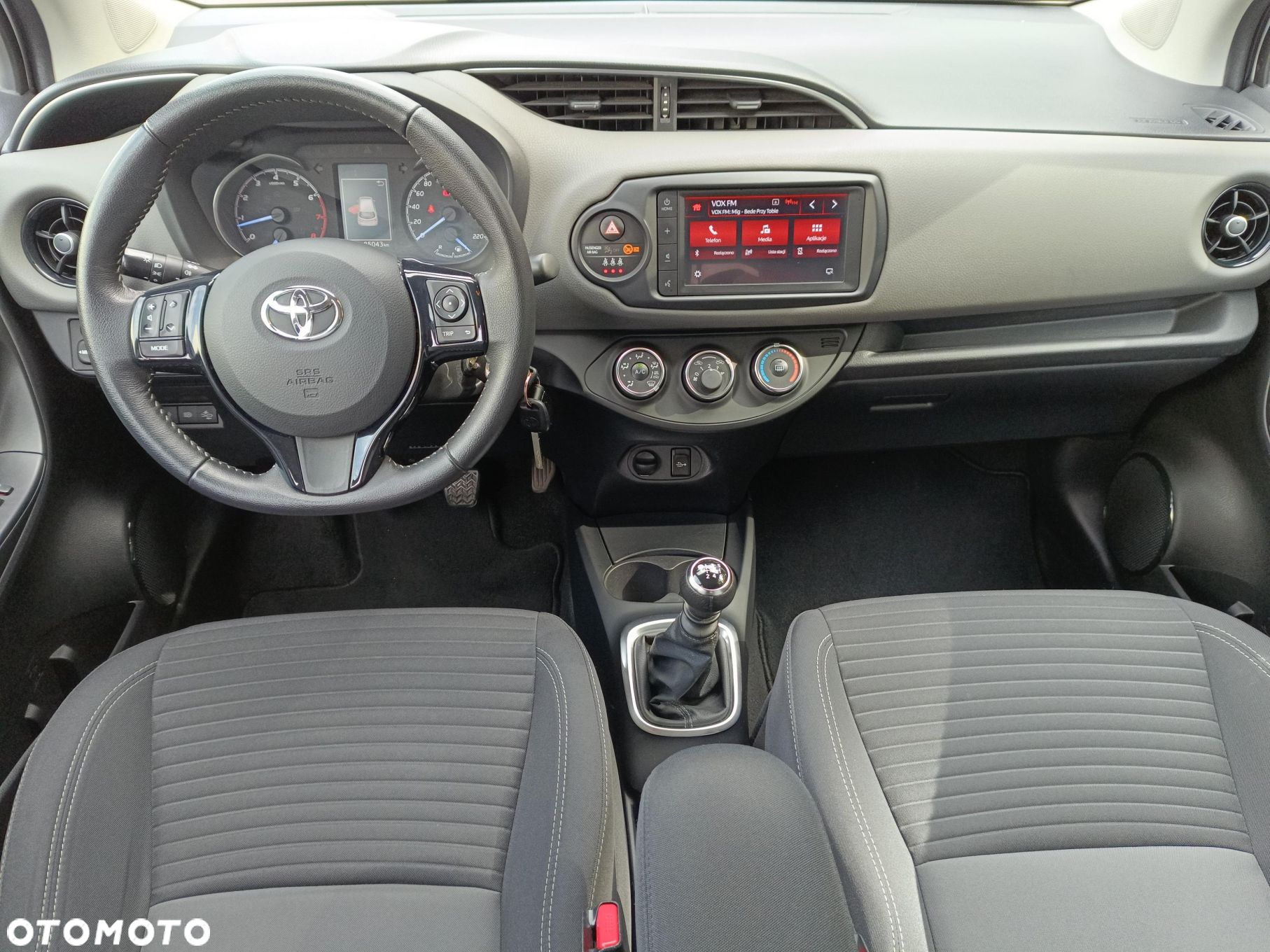 Toyota Yaris - 10