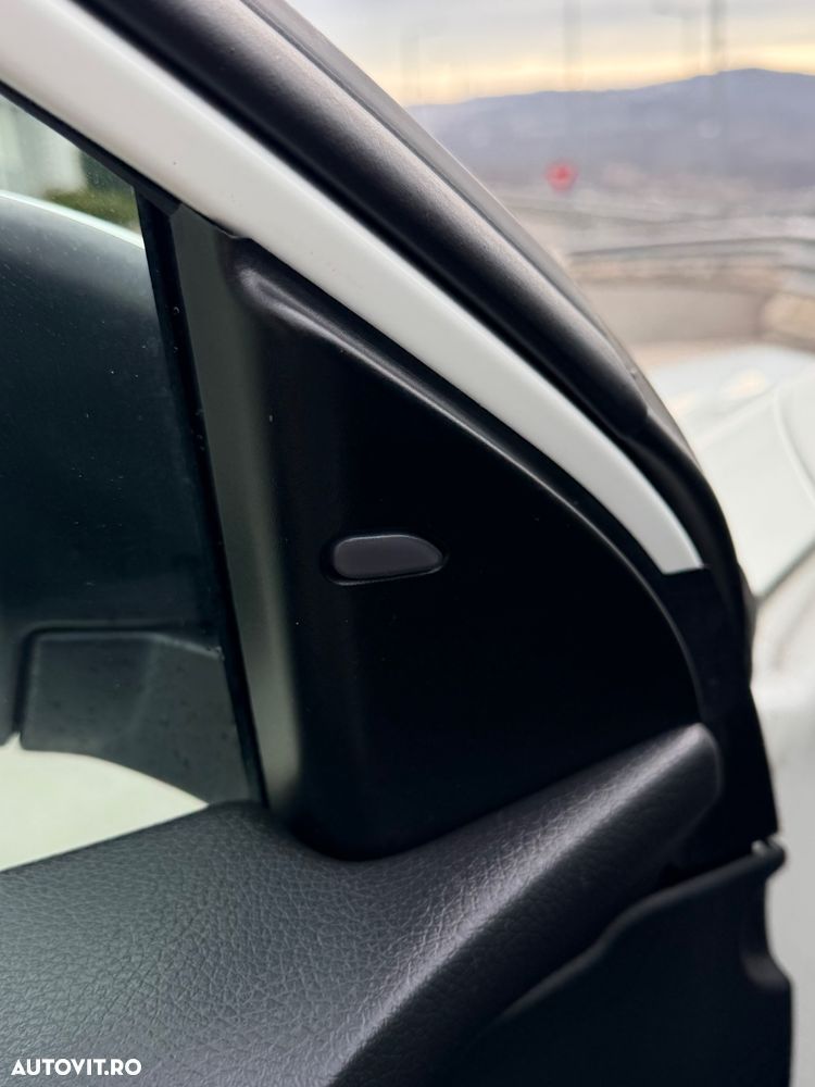 Nissan Qashqai 1.6 DCI 4 x 4 DPF Start/Stop tekna - 20