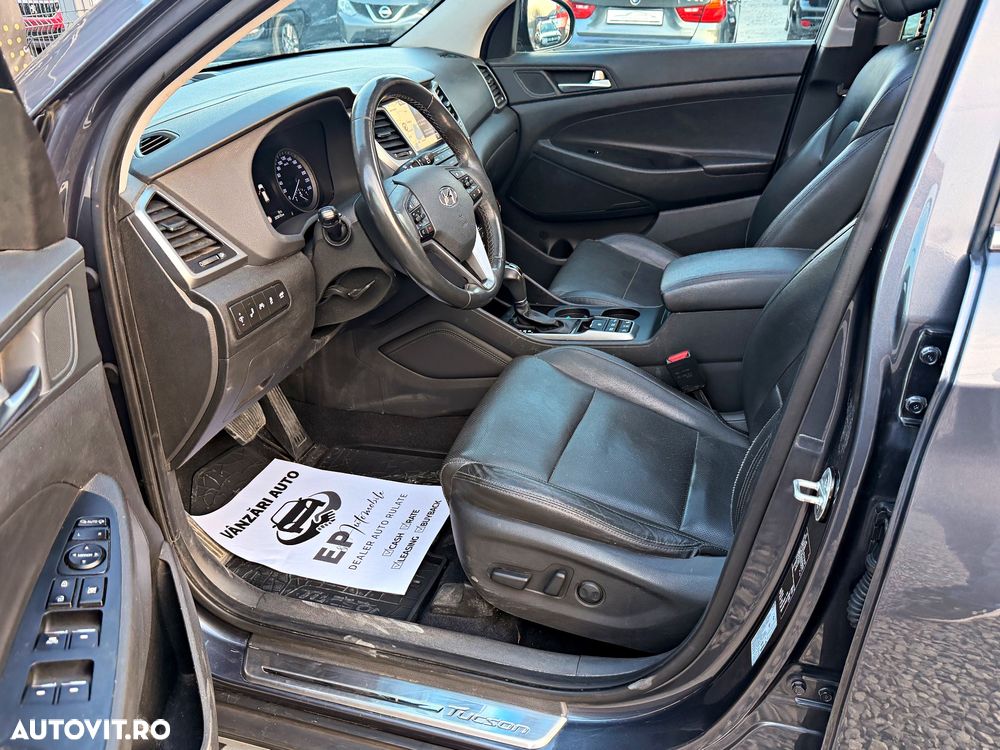 Hyundai Tucson 2.0 CRDI 4WD 6AT Style - 16