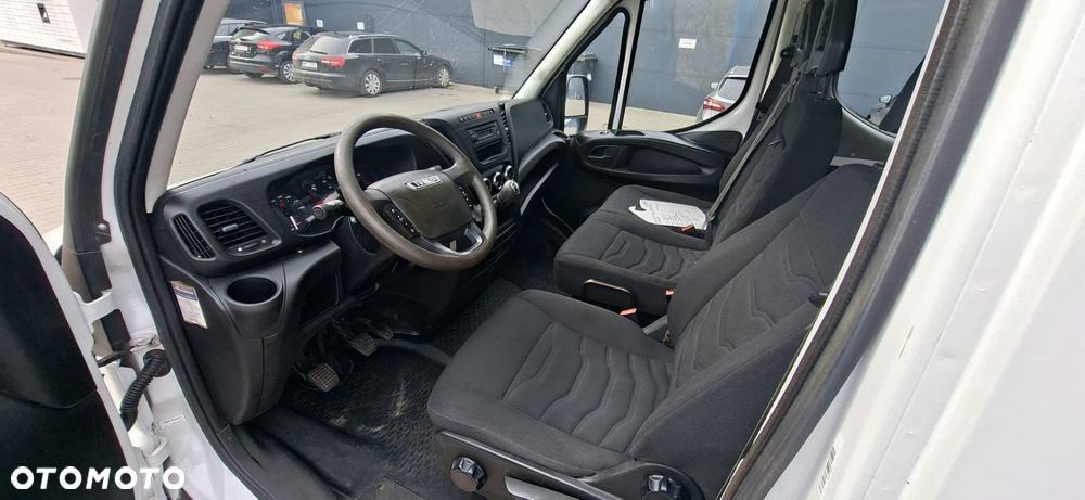 Iveco DAILY - 7