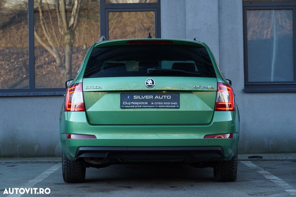 Skoda Octavia 2.0 TDI DSG Style - 27