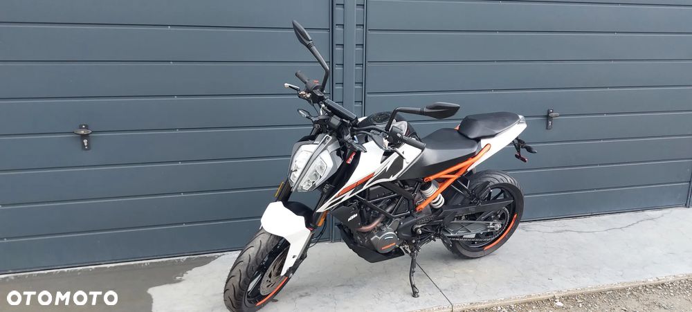 KTM Duke 125 - 40