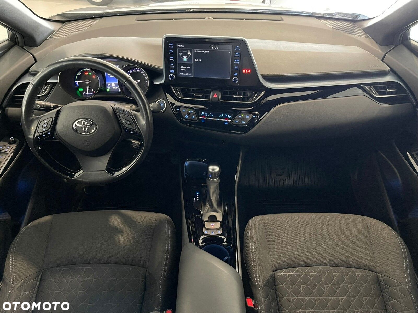 Toyota C-HR - 12