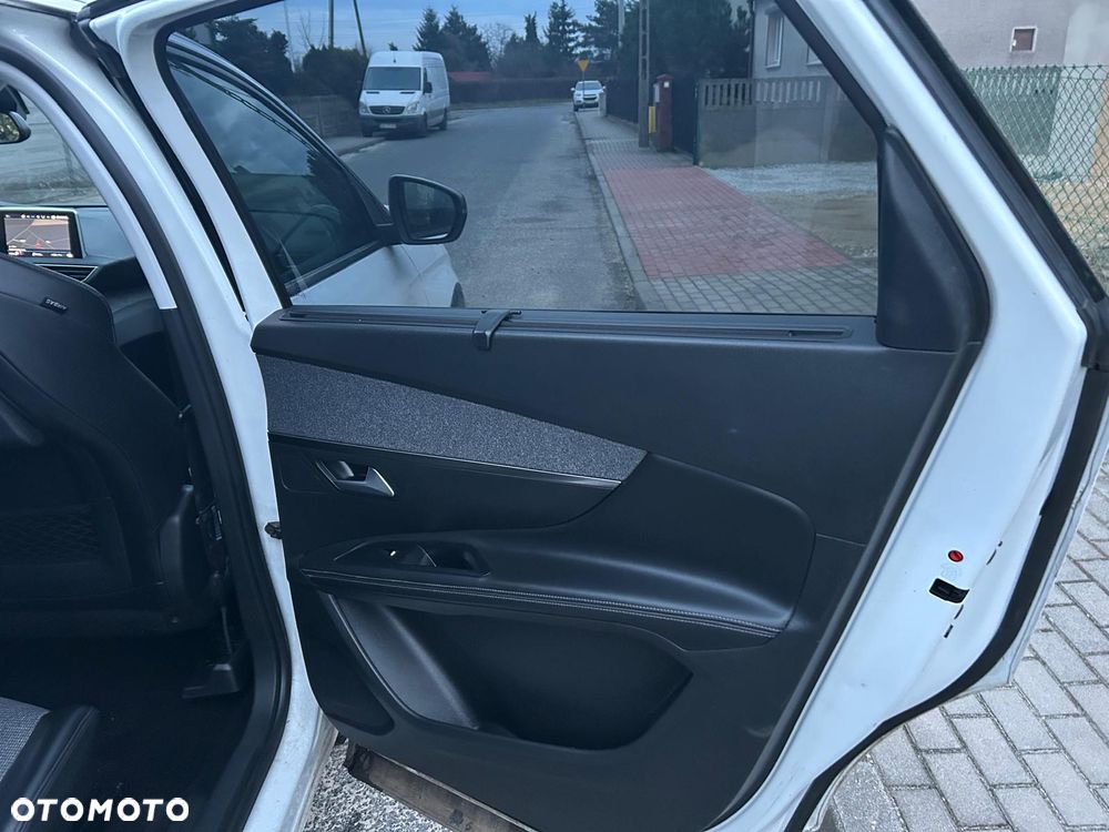 Peugeot 5008 BlueHDI 130 Active Business-Paket - 14