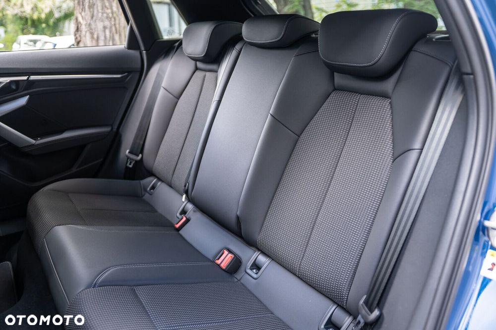 Audi A3 Sportback - 13