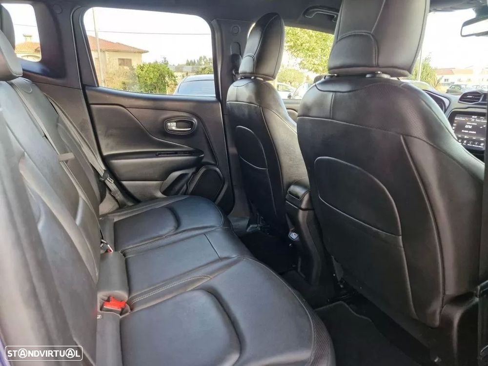 Jeep Renegade 1.0 T Limited - 18
