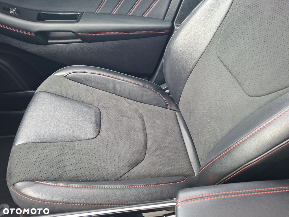 Ford Edge 2.0 EcoBlue Bi-Turbo 4x4 ST-LINE - 14