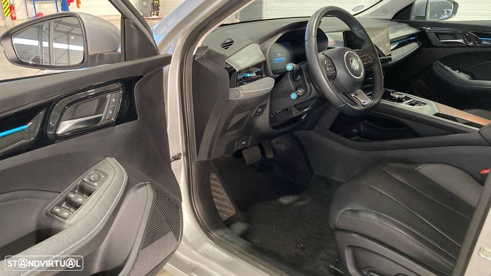 MG MG5 51 kWh Luxury - 11