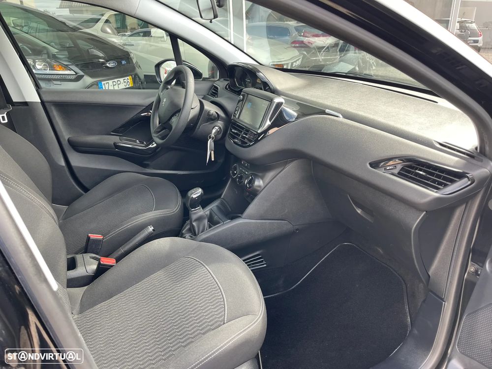 Peugeot 208 1.2 PureTech Active - 14