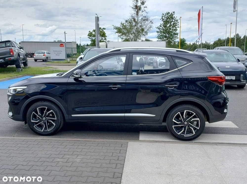 MG ZS - 6