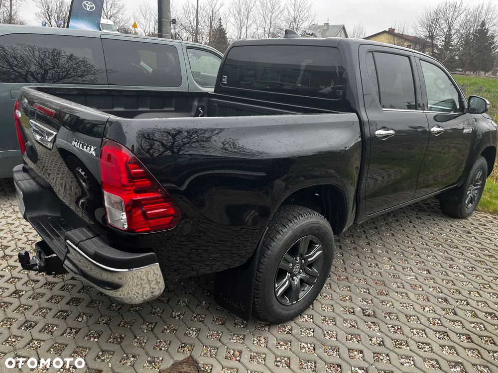 Toyota Hilux - 13