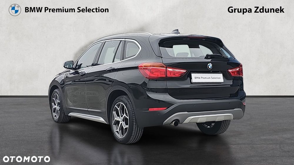 BMW X1 sDrive18i xLine - 8