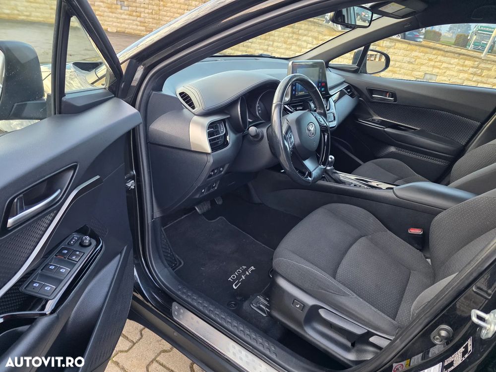 Toyota C-HR Hybrid Club - 5