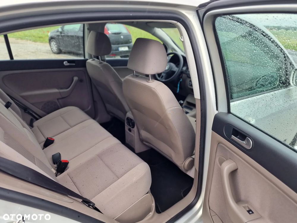 Volkswagen Golf Plus 1.2 TSI BlueMotion Technology MATCH - 23
