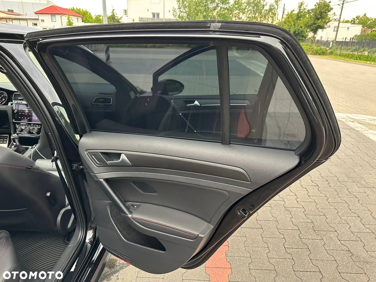 Volkswagen Golf - 27