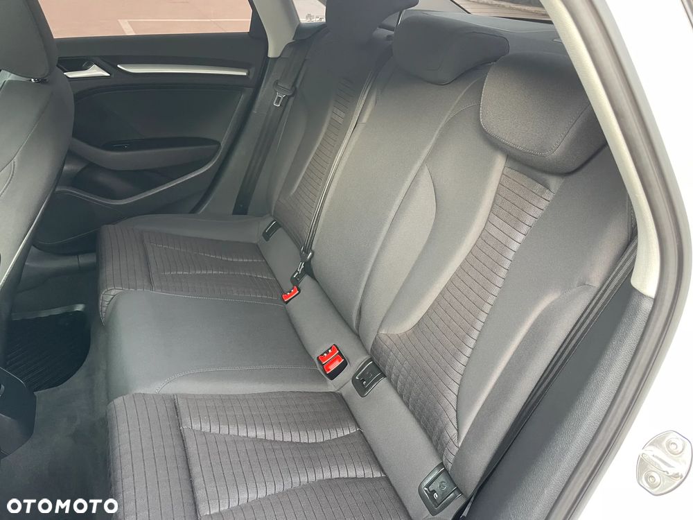 Audi A3 Limousine 2.0 TDI (clean diesel) quattro Ambition - 24