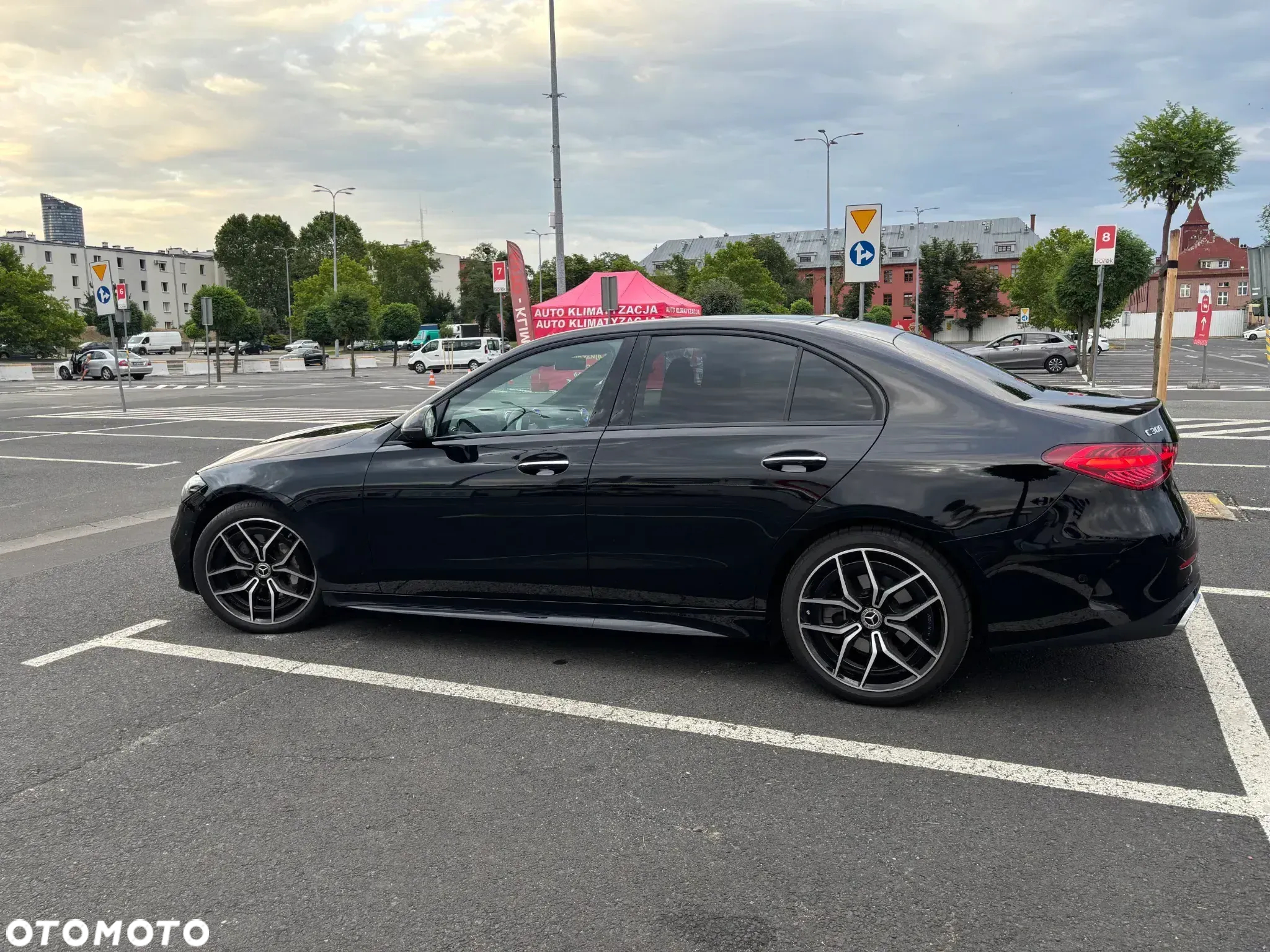 Mercedes-Benz Klasa C 300 4MATIC 9G-TRONIC - 8
