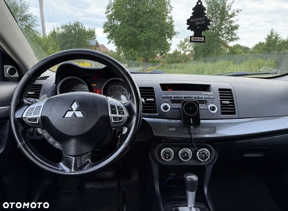 Mitsubishi Lancer 1.8 Inform CVT - 5