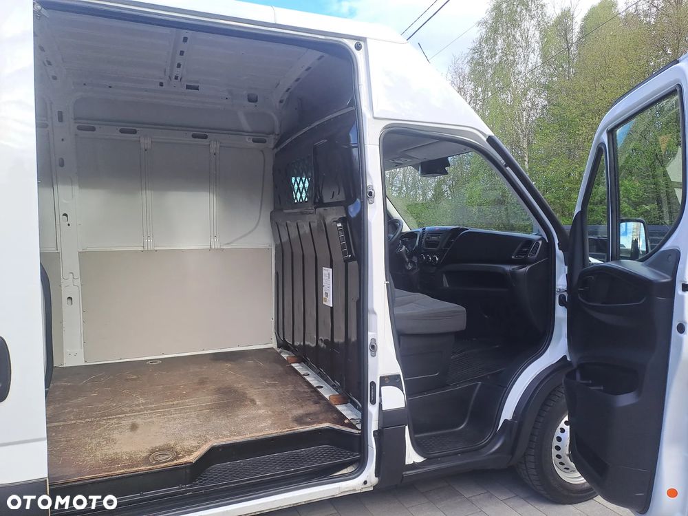 Iveco Dayli 35S16 - 13