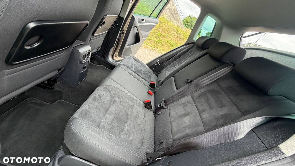 Volkswagen Tiguan 2.0 TDI DPF 4Motion DSG Cup Sport & Style - 29