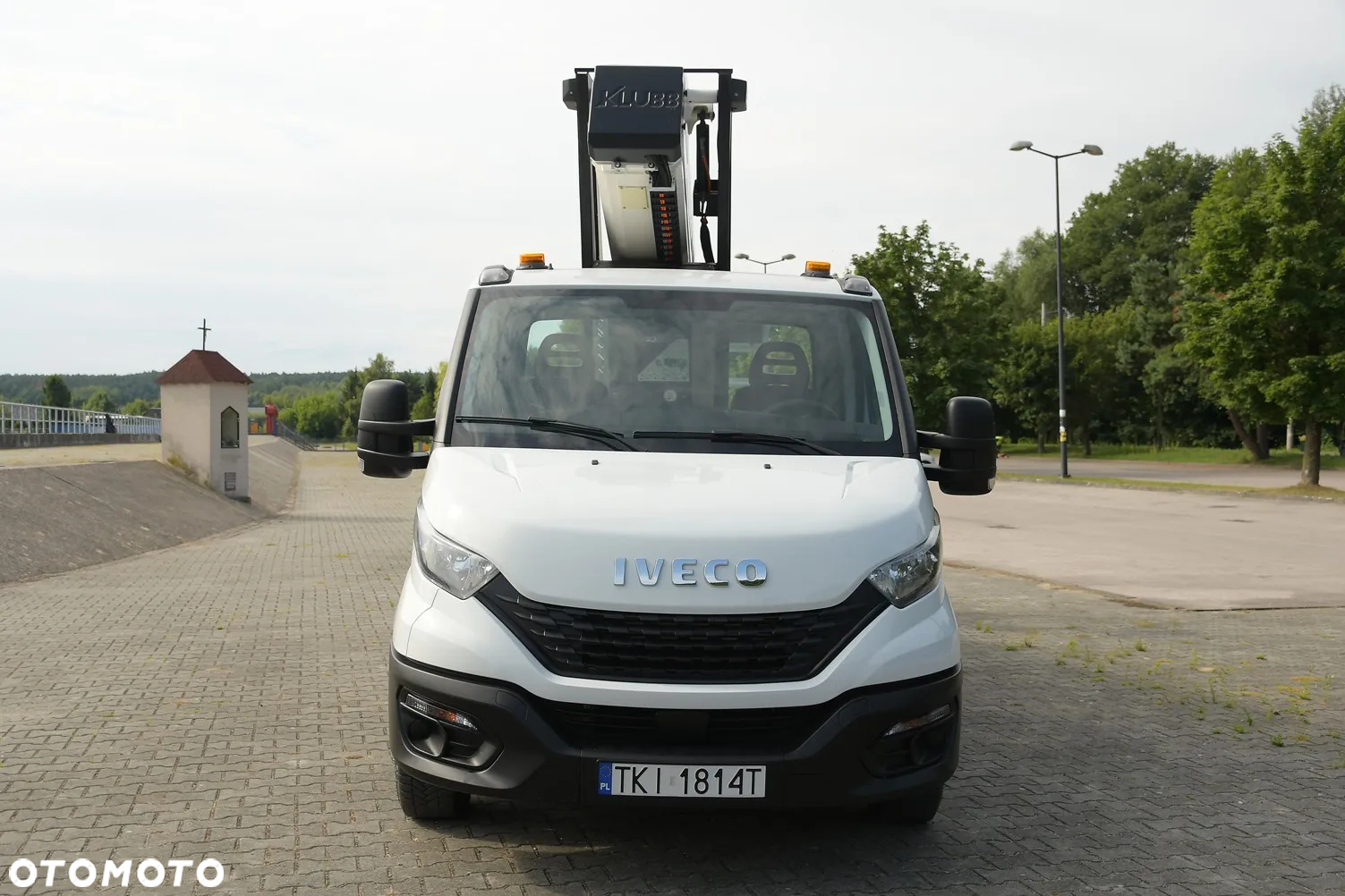 Iveco DAILY 35-140 * ZWYŻKA KLUBB * KT 20 * 4 tyś km! Pojazd Specjalistyczny ! - 17