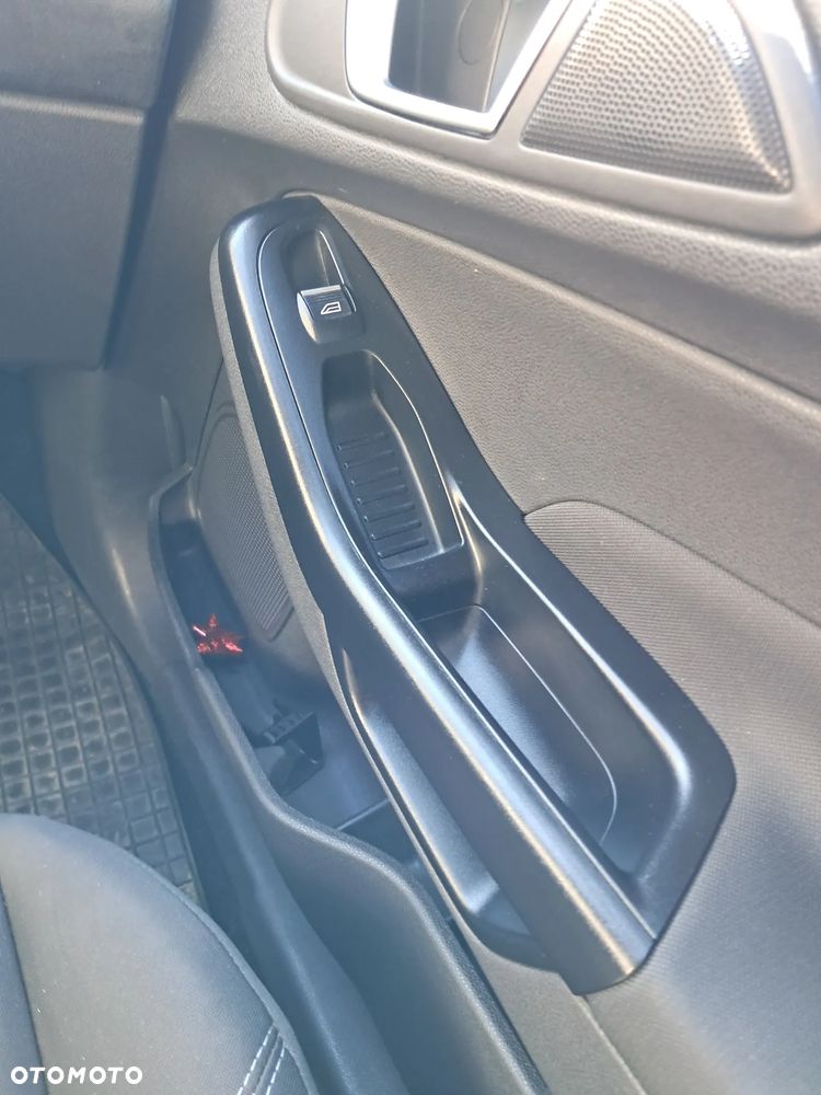 Ford Fiesta 1.25 Trend - 9
