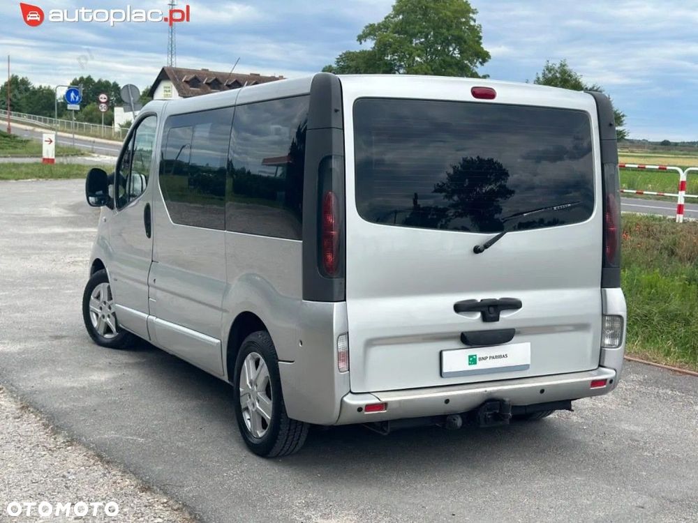 Opel Vivaro 2006
