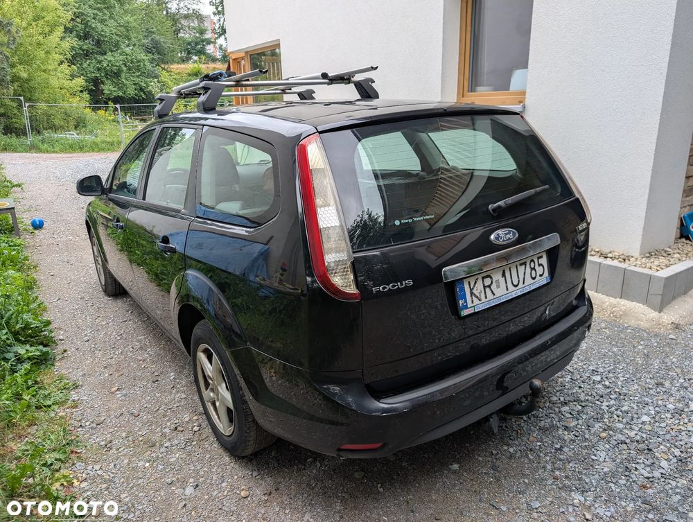 Ford Focus 1.6 TDCi Ambiente - 4