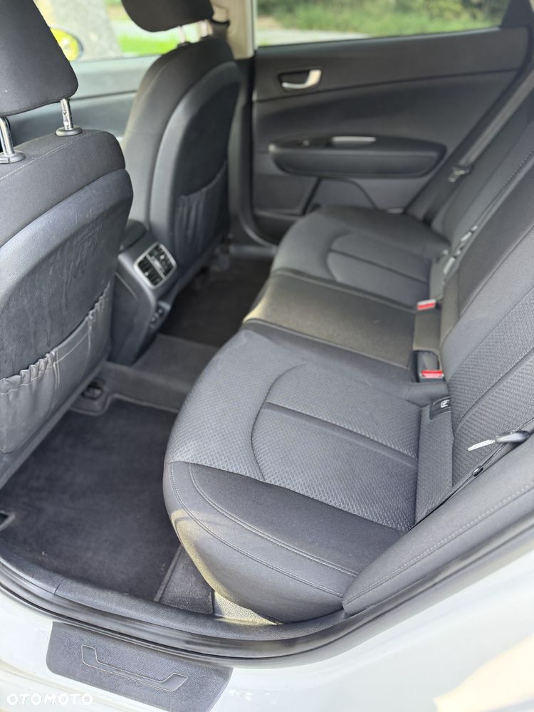 Kia Optima 1.6 T-GDI M DCT - 28