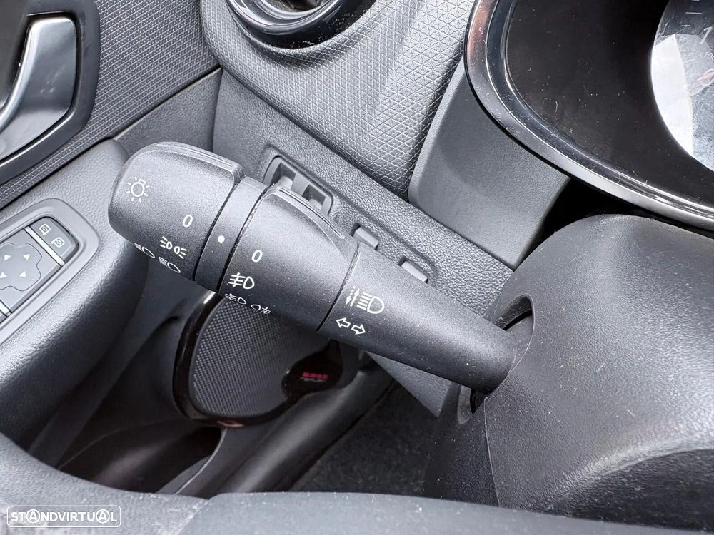 Renault Clio 0.9 TCe Limited - 39