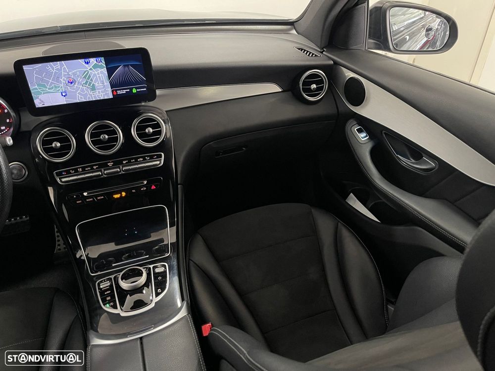 Mercedes-Benz GLC 250 d Coupé AMG Line 4-Matic - 24