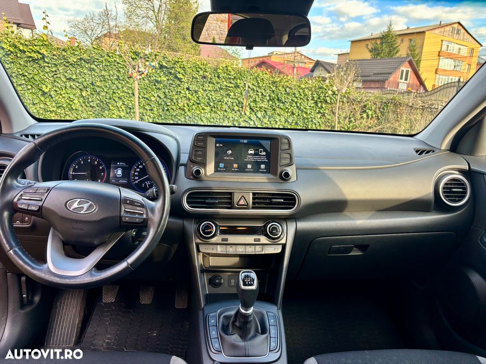 Hyundai KONA 1.0 T-GDI 2WD Premium + - 16