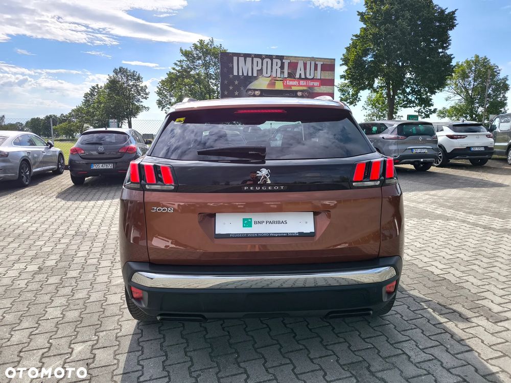 Peugeot 3008 1.6 BlueHDi Style S&S - 4